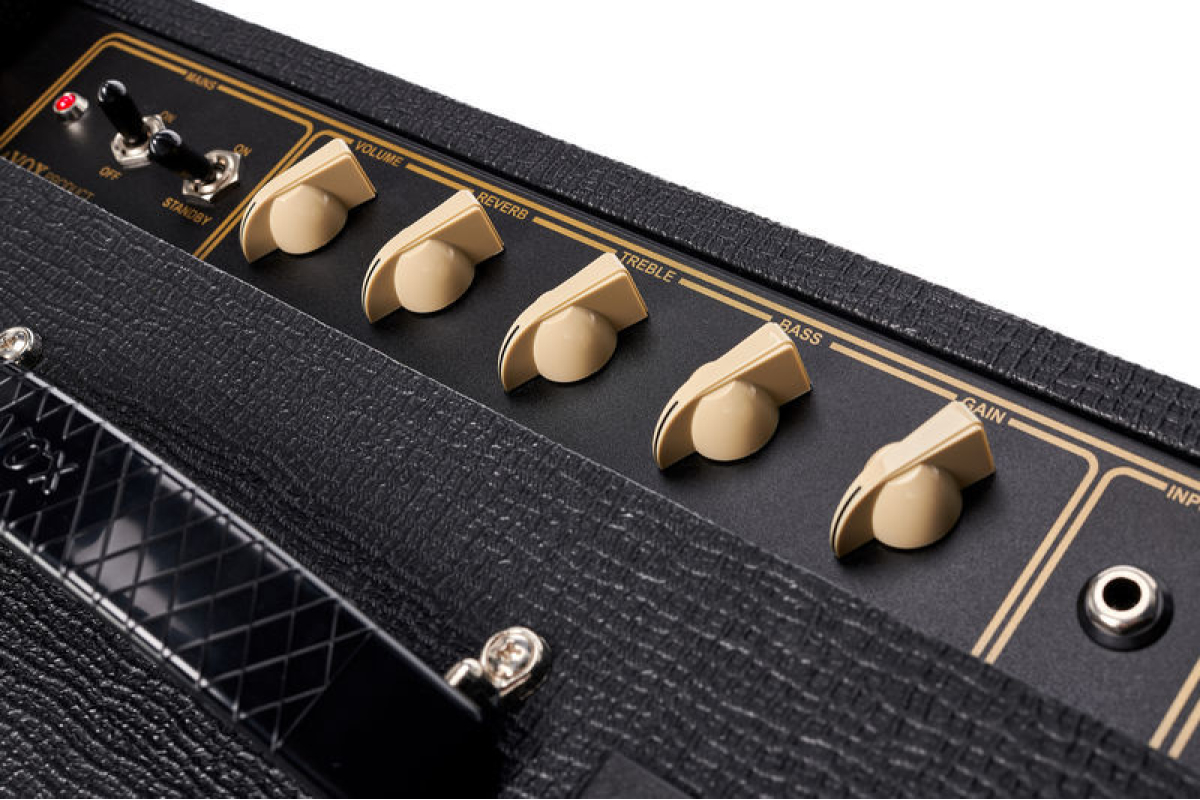 Гітарний комбопідсилювач VOX AC30S1