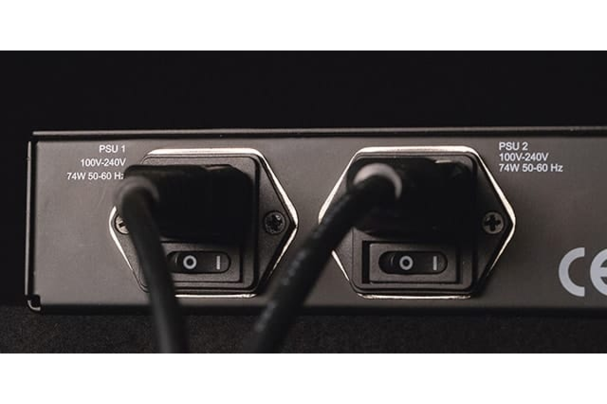 DSP процесор UNIVERSAL AUDIO UAD-2 Live Rack Core