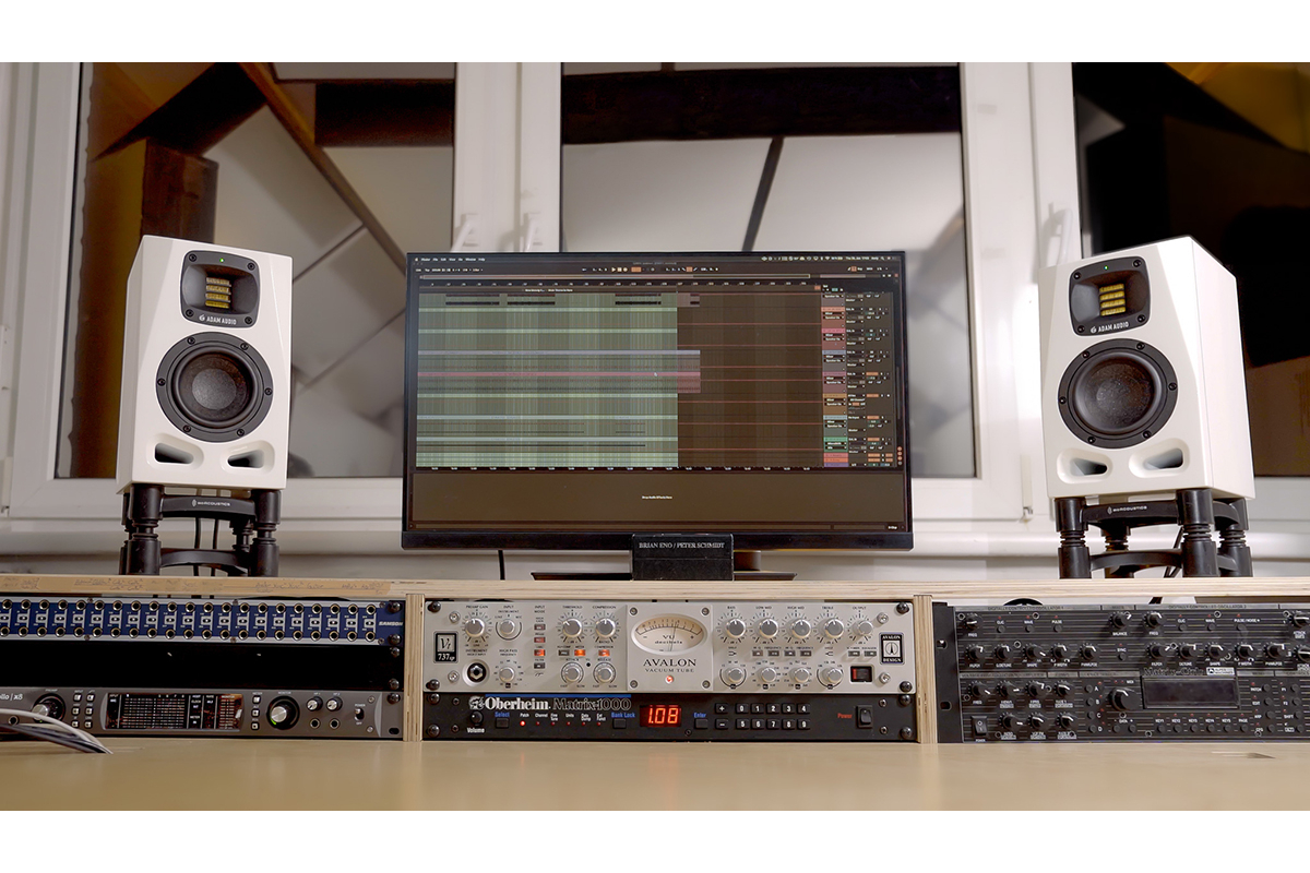 Студийный монитор ADAM AUDIO A4V (White)