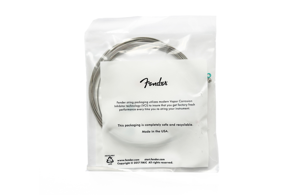 Struny do gitar elektrycznych FENDER 150R Transparent Pack