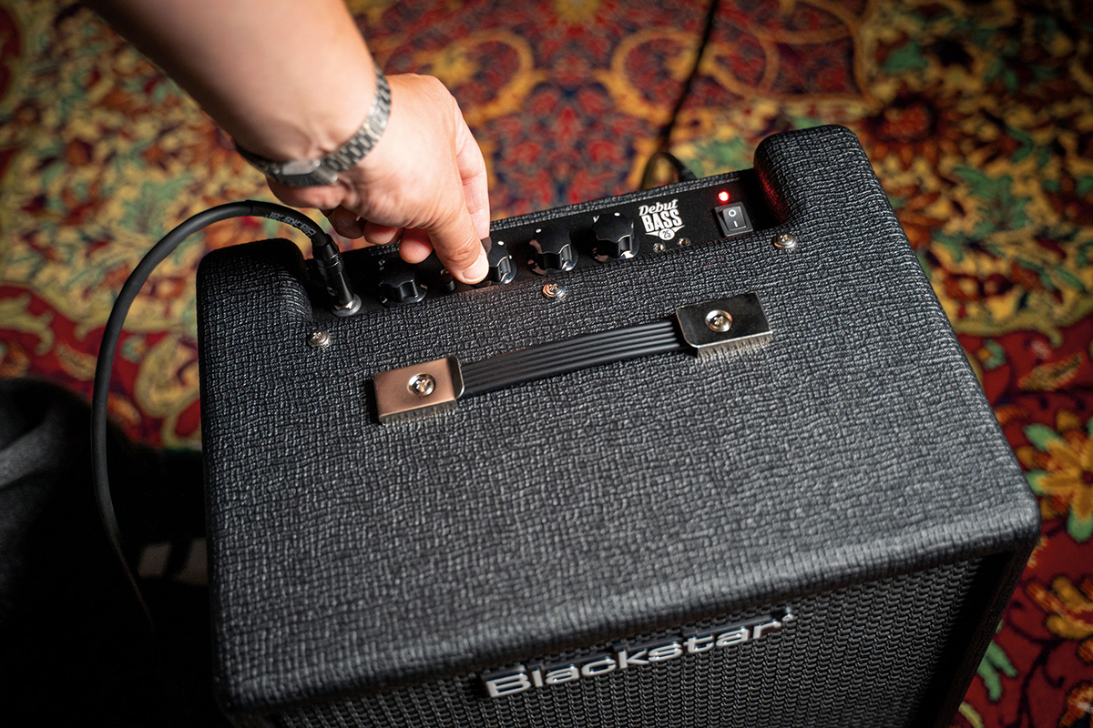 Gitarowy wzmacniacz BLACKSTAR DEBUT BASS 25